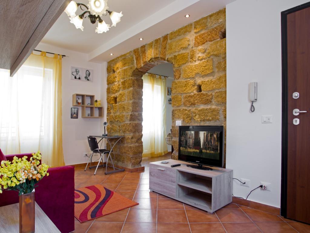 Ferienwohnung La Cupola Palermo Zimmer foto